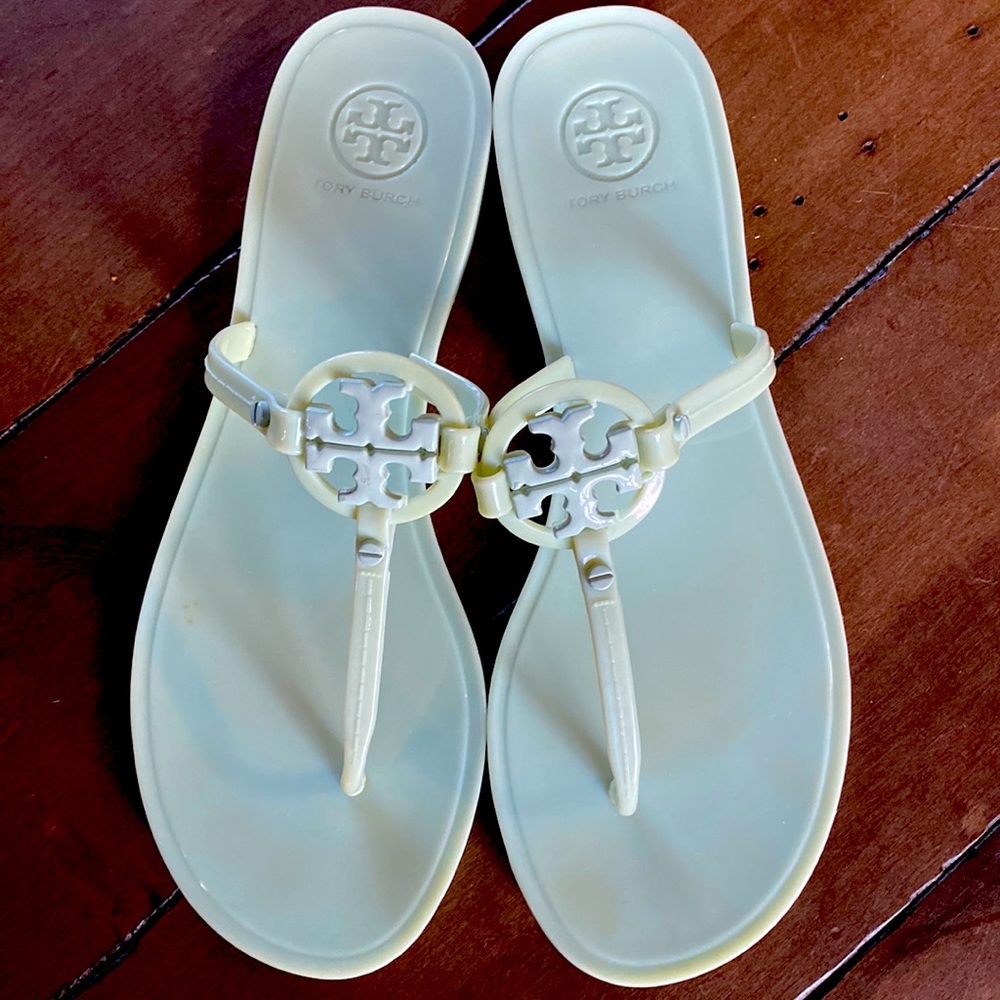 Tori Butch Jelly thing sandle in light Tiffany blue